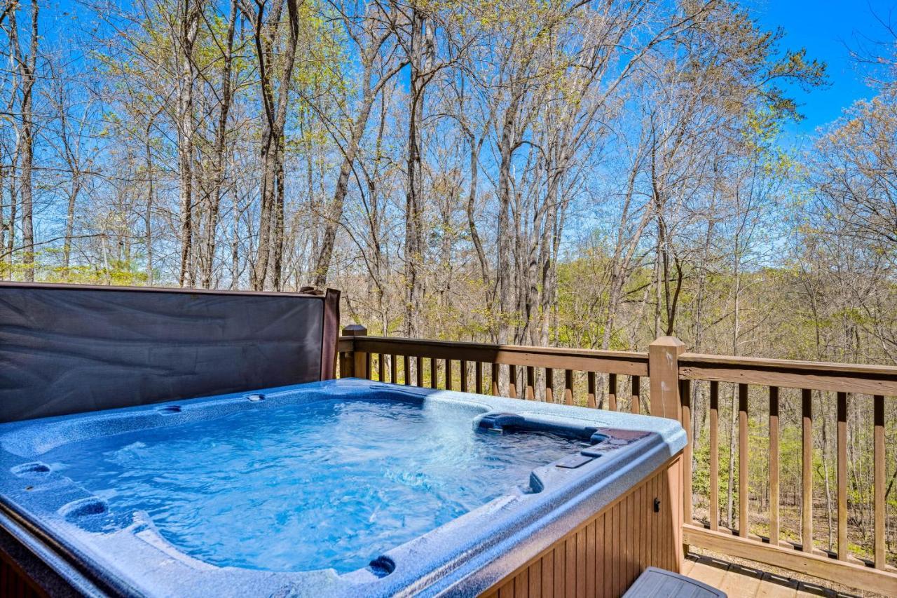 Blue Ridge Bear Bungalow Экстерьер фото