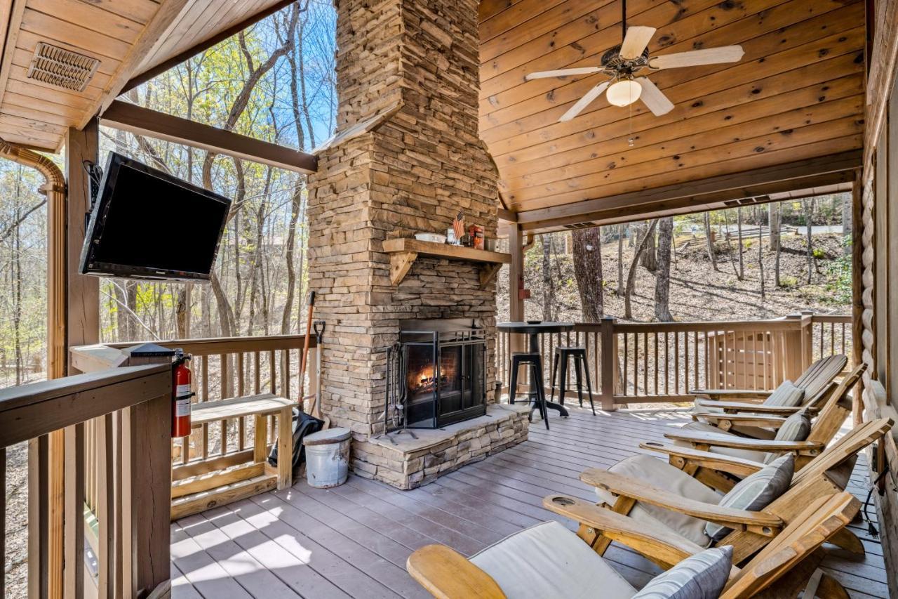 Blue Ridge Bear Bungalow Экстерьер фото