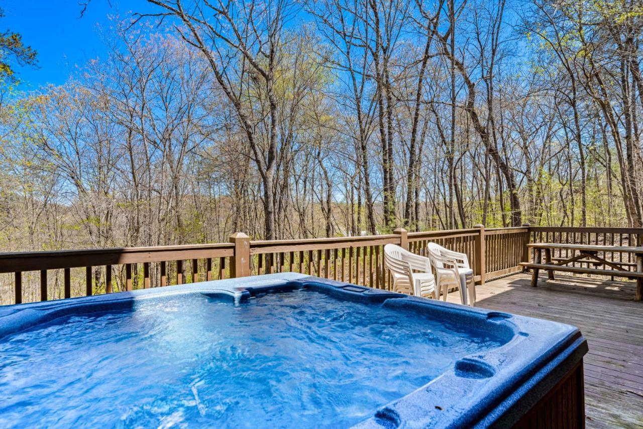 Blue Ridge Bear Bungalow Экстерьер фото