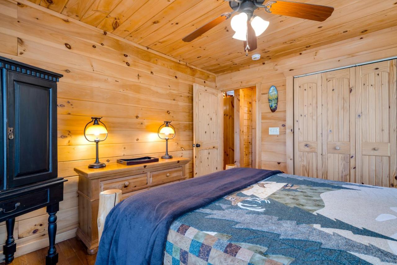 Blue Ridge Bear Bungalow Экстерьер фото