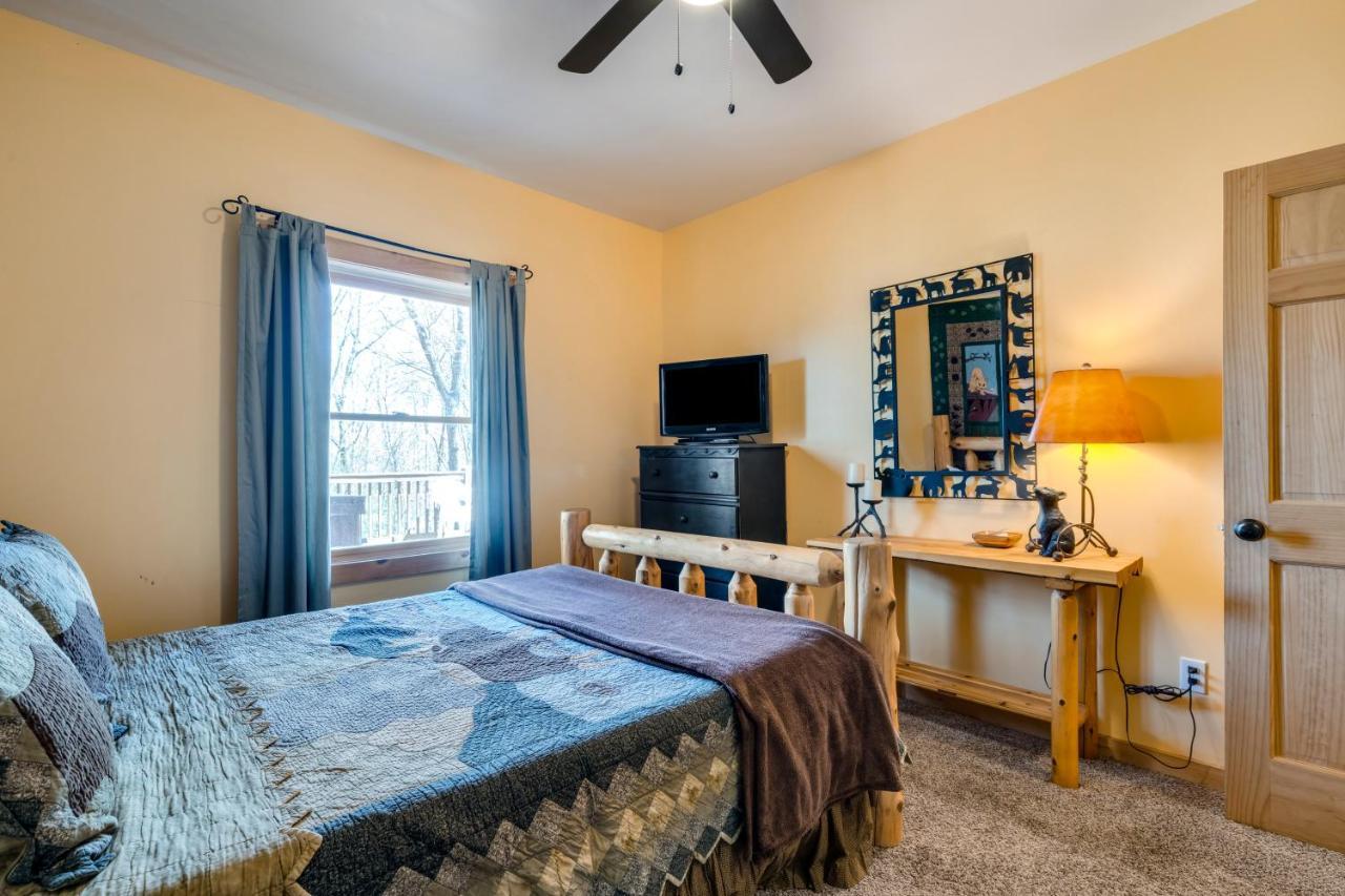 Blue Ridge Bear Bungalow Экстерьер фото