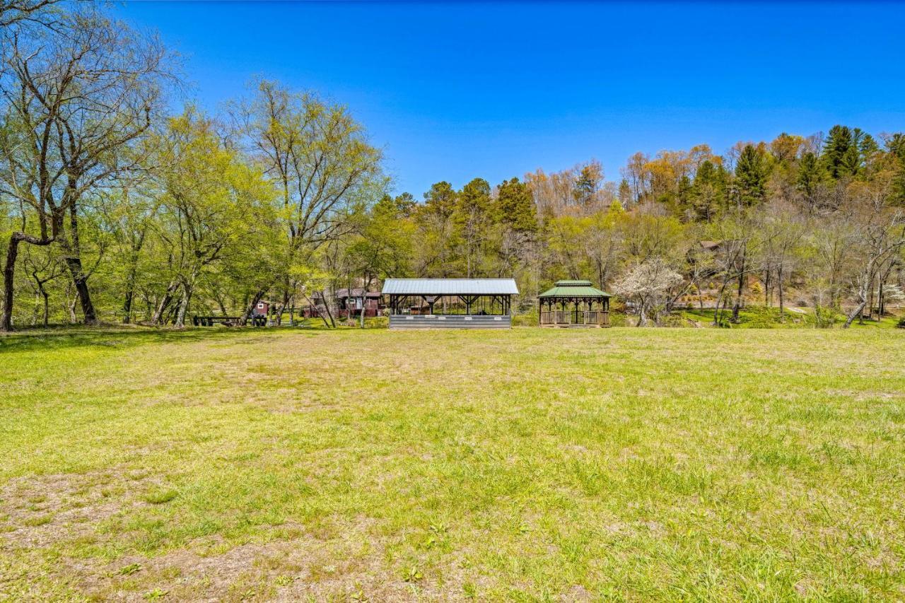 Blue Ridge Bear Bungalow Экстерьер фото