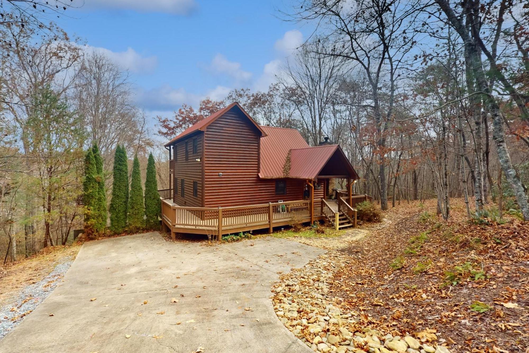 Blue Ridge Bear Bungalow Экстерьер фото