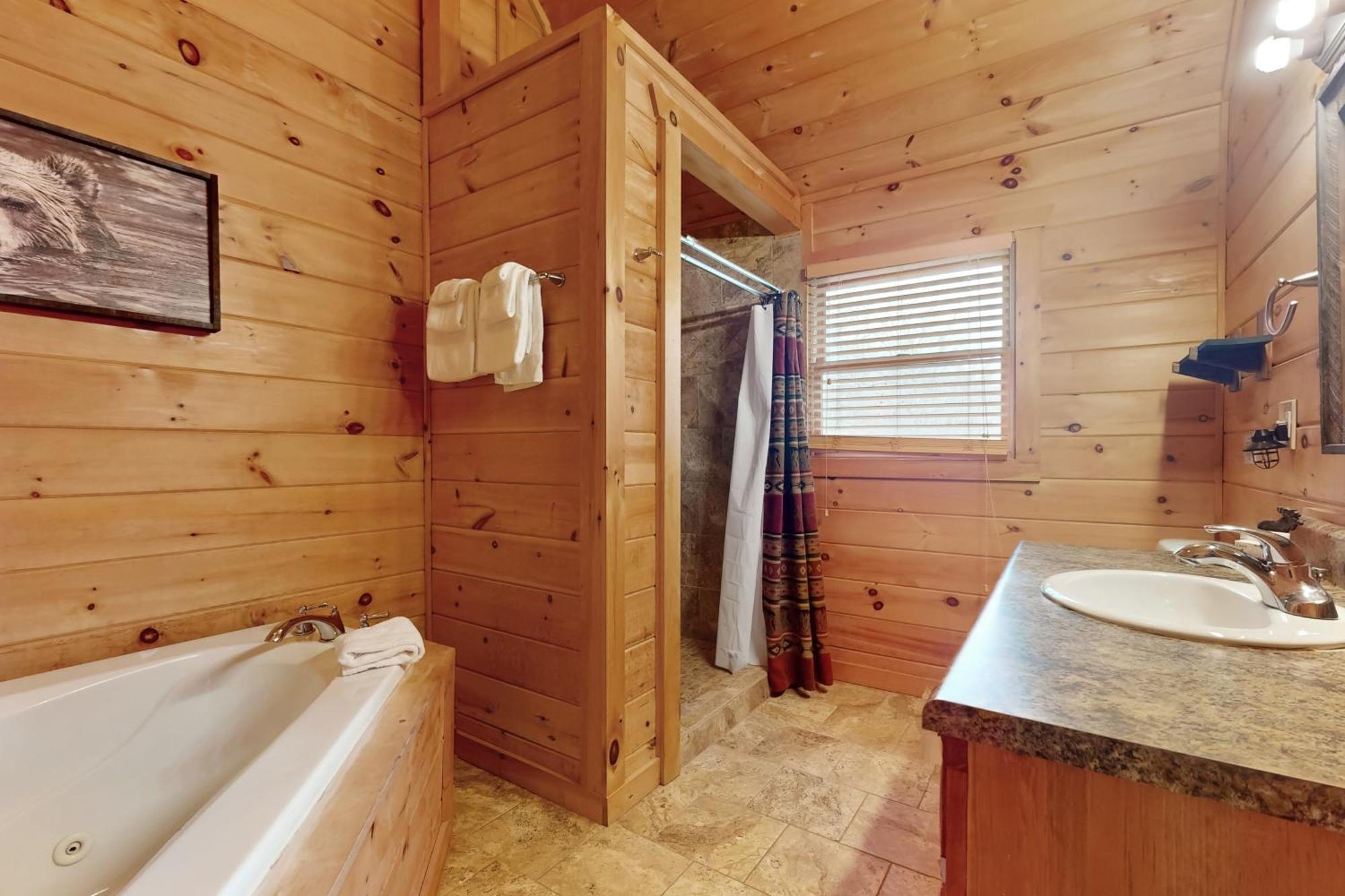 Blue Ridge Bear Bungalow Экстерьер фото