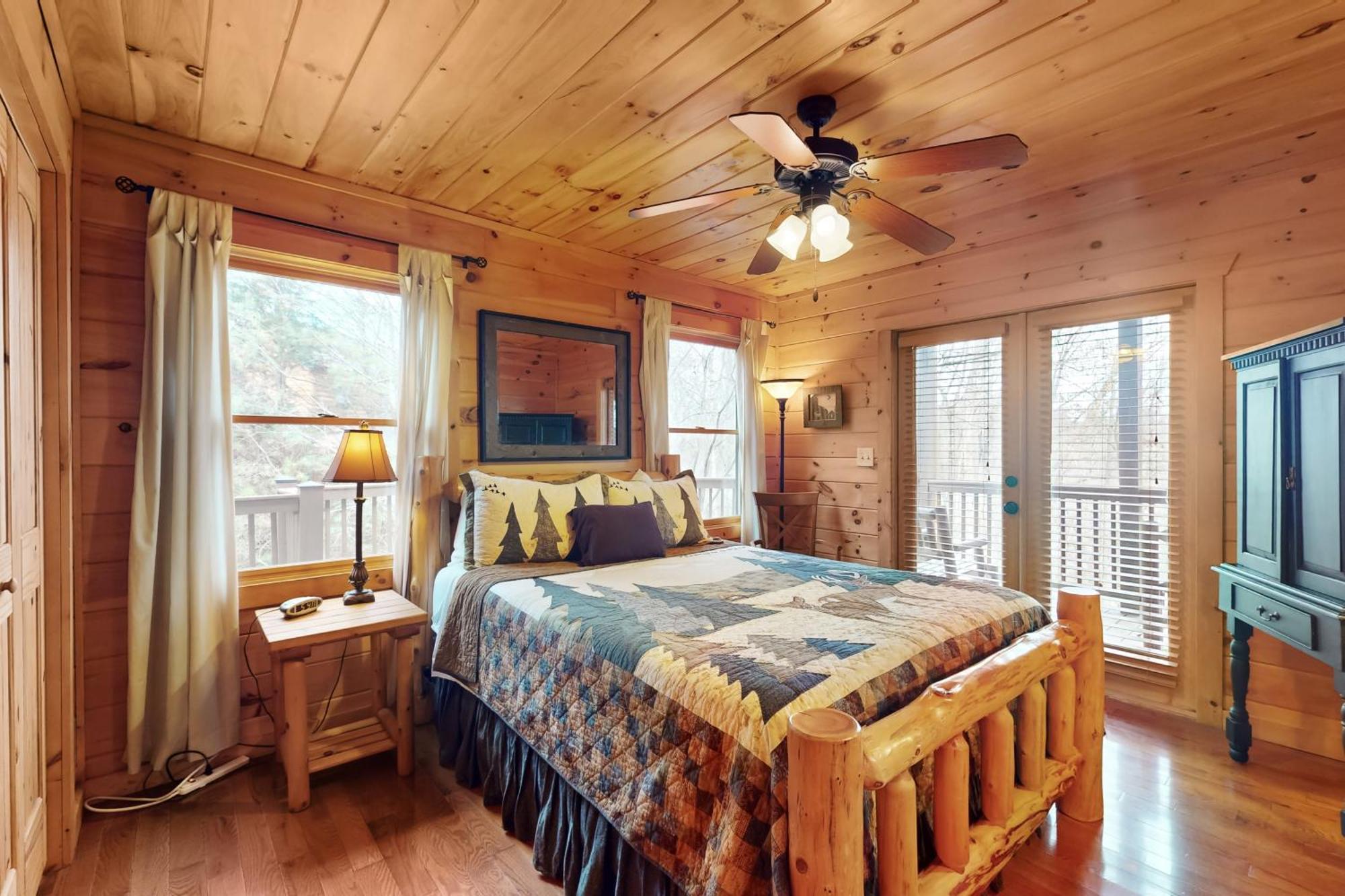 Blue Ridge Bear Bungalow Экстерьер фото