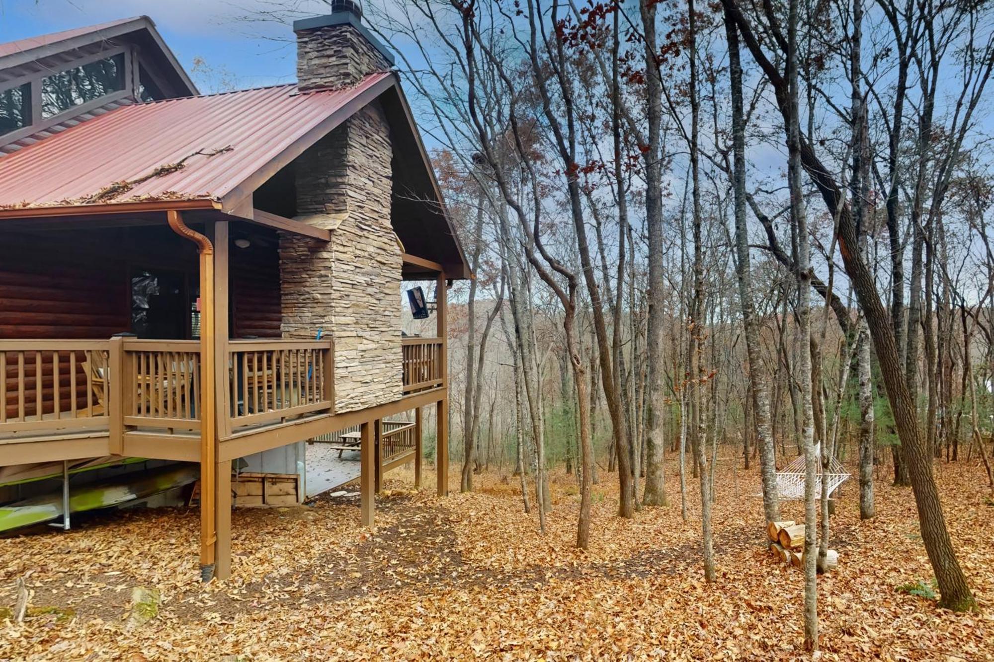 Blue Ridge Bear Bungalow Экстерьер фото